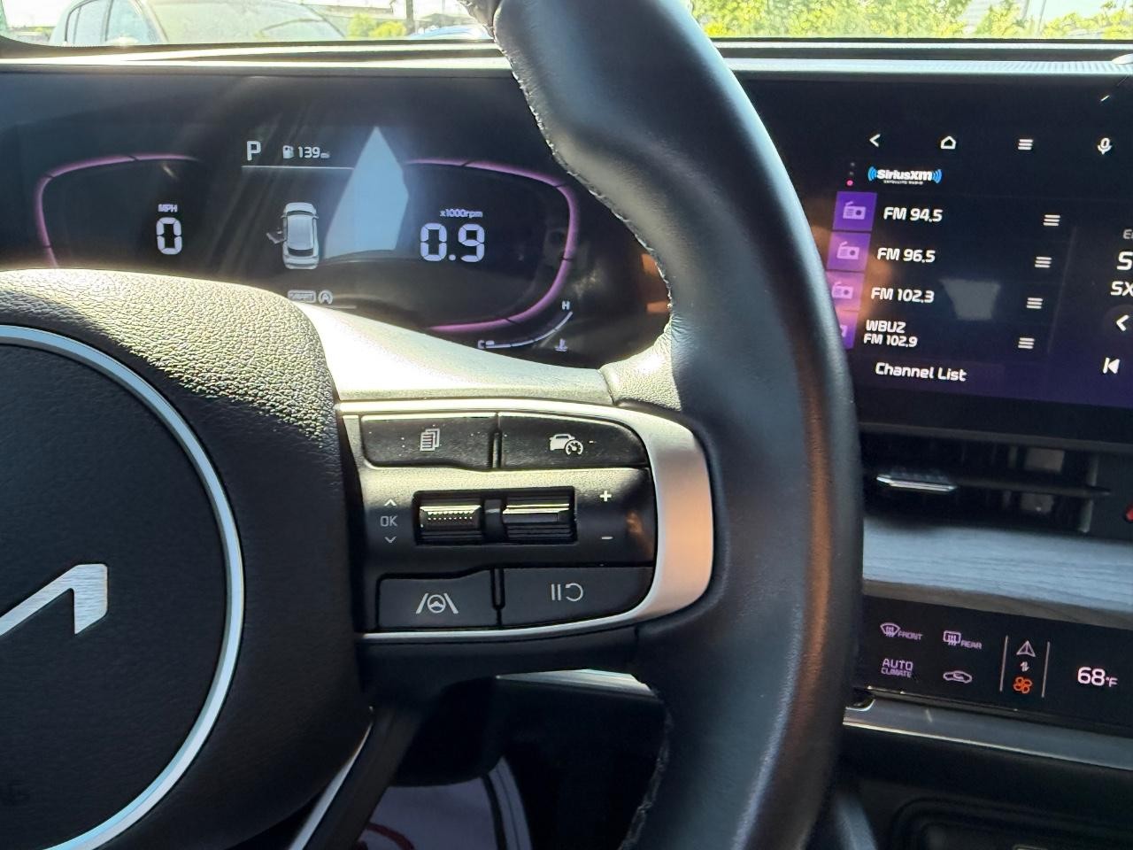 Kia Sportage Vehicle Full-screen Gallery Image 11