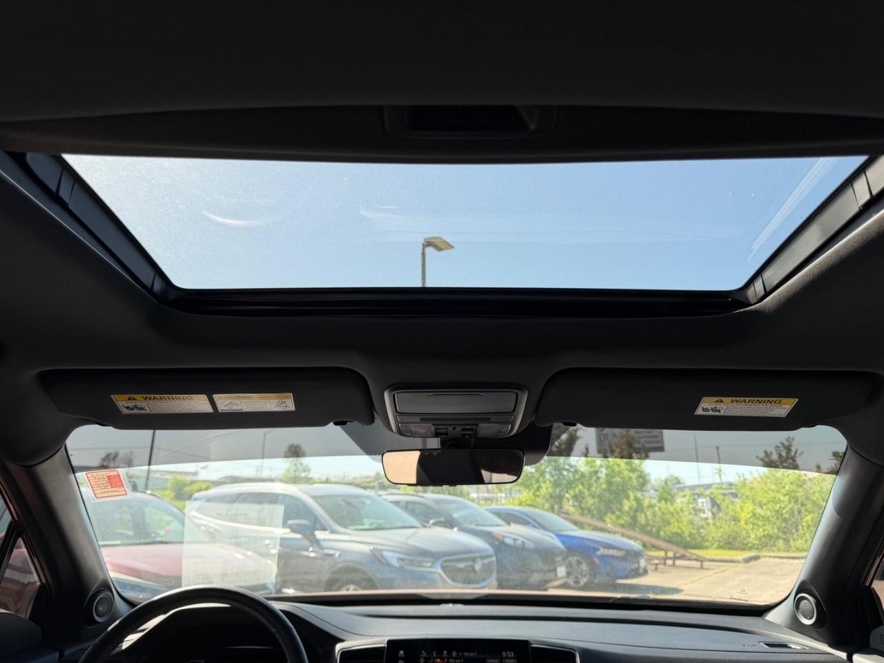 Honda Passport Vehicle Full-screen Gallery Image 08