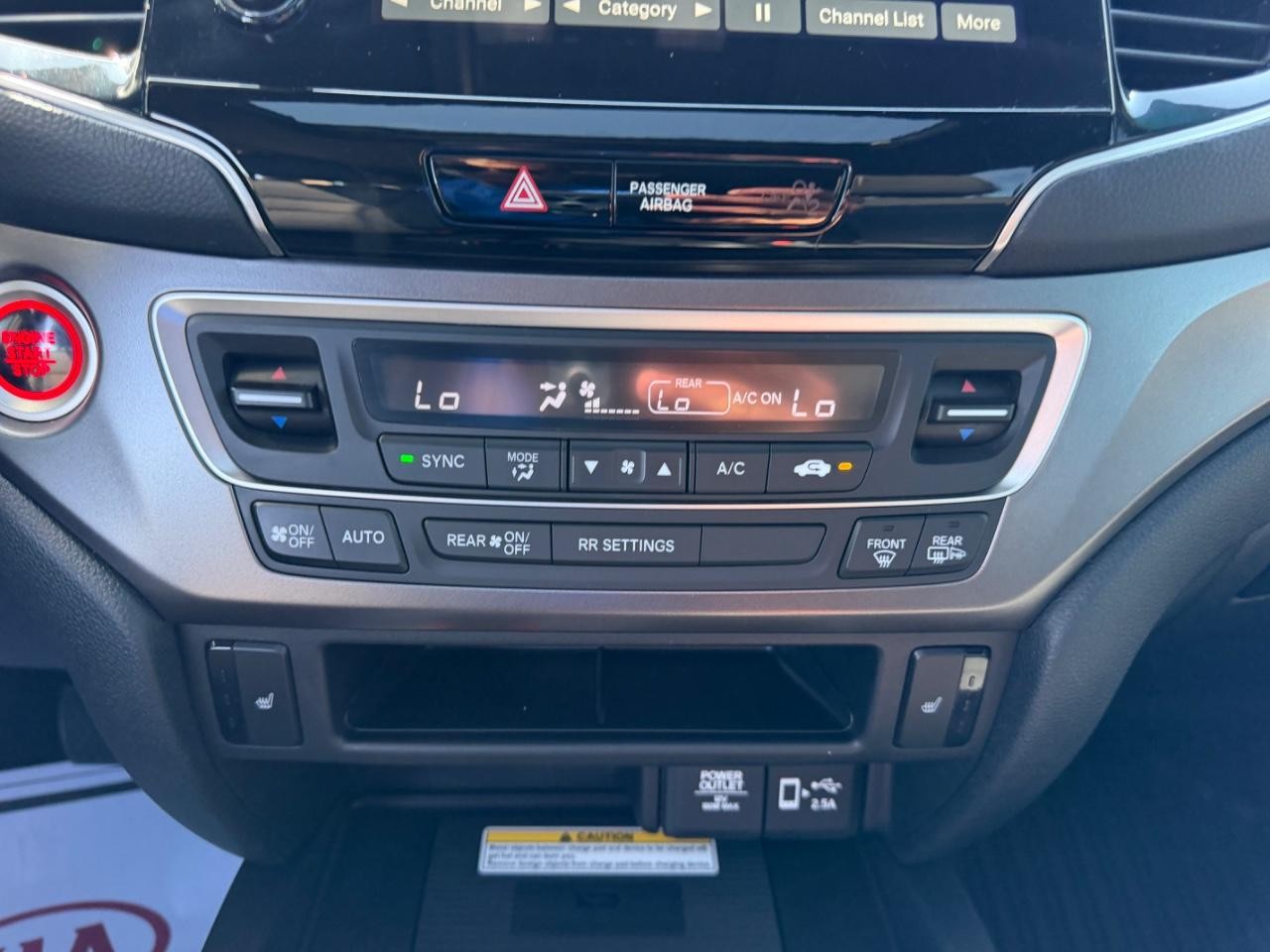 Honda Passport Vehicle Full-screen Gallery Image 14