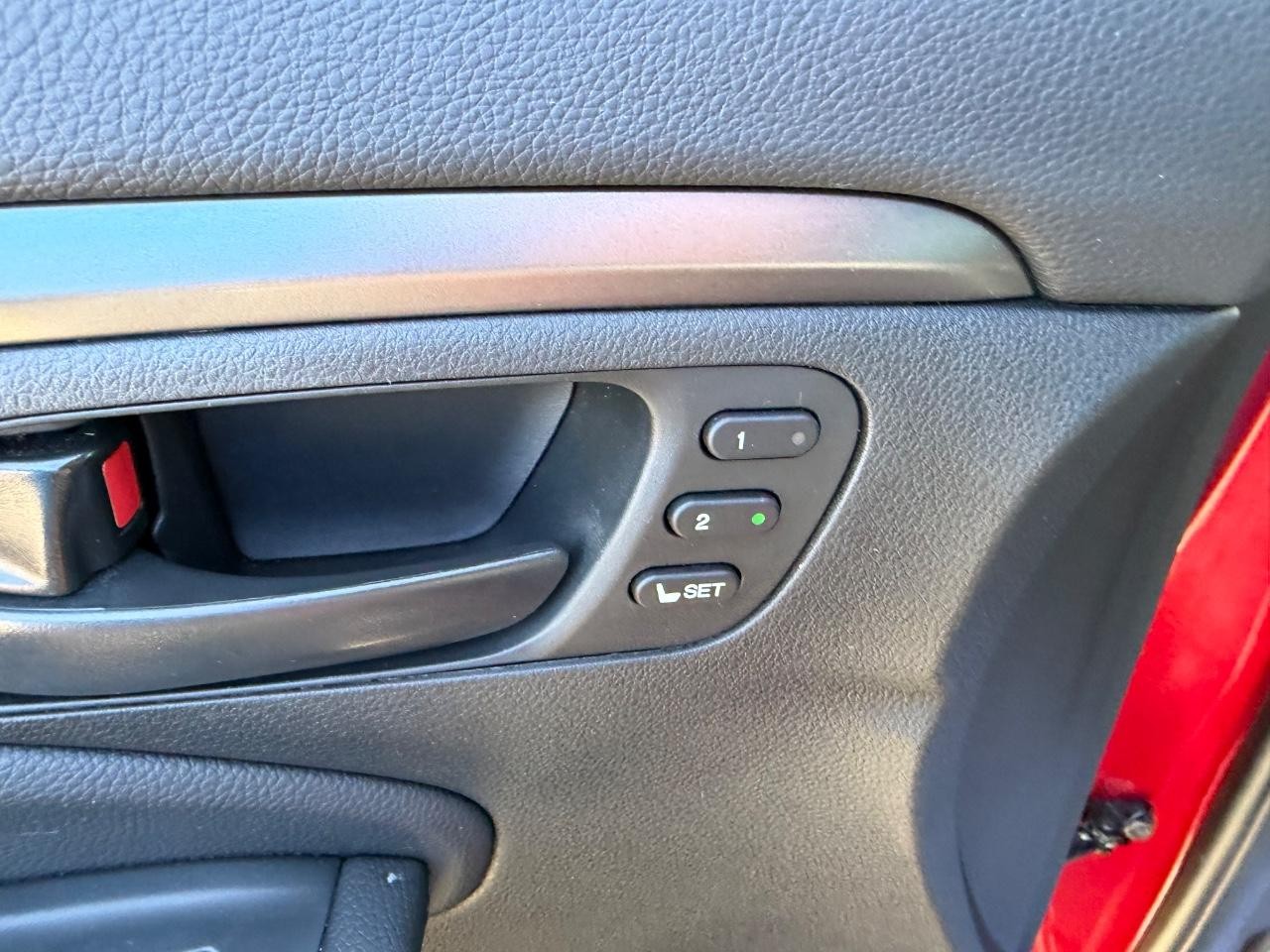 Honda Passport Vehicle Full-screen Gallery Image 18