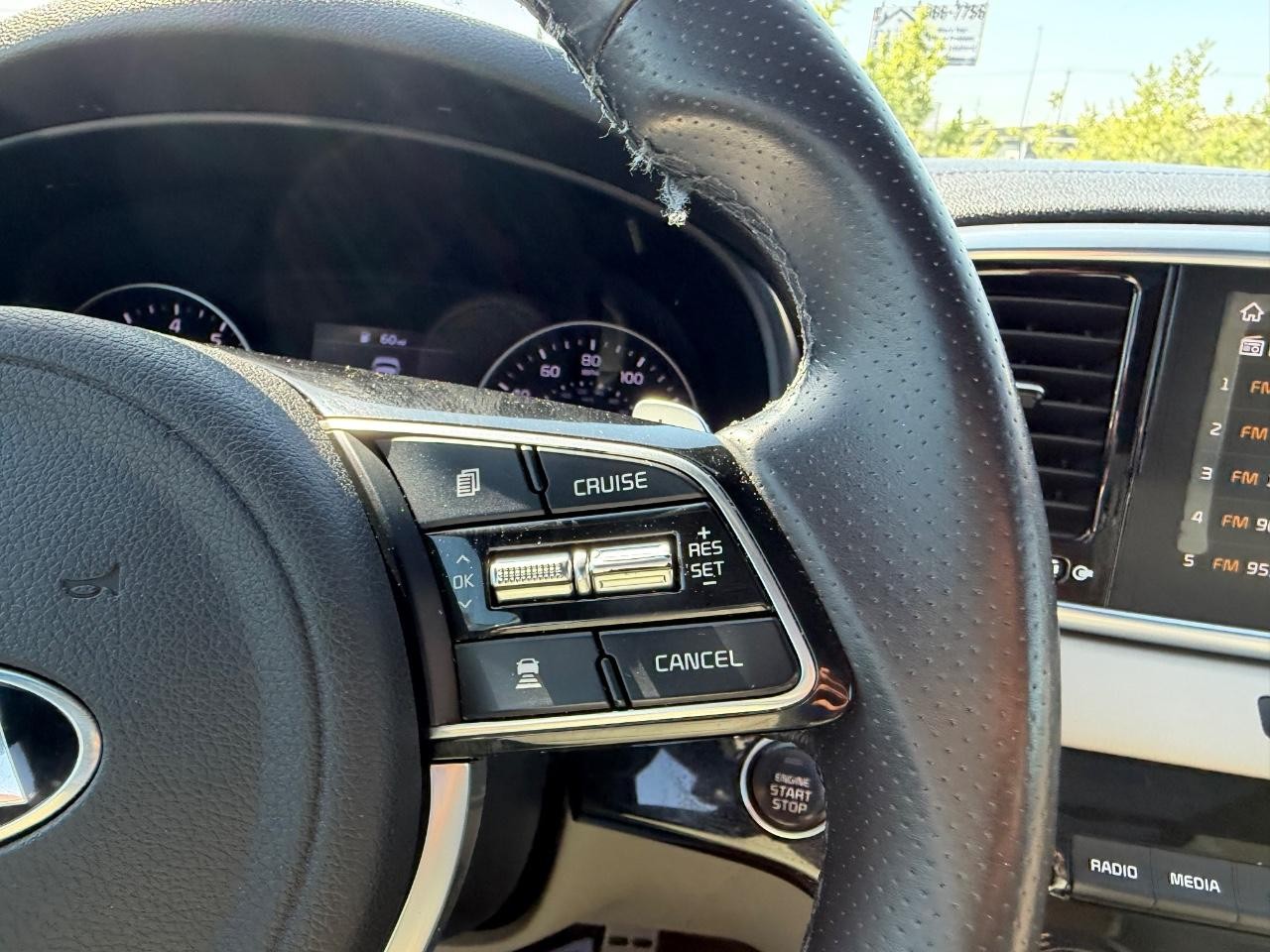 Kia Sportage Vehicle Full-screen Gallery Image 11
