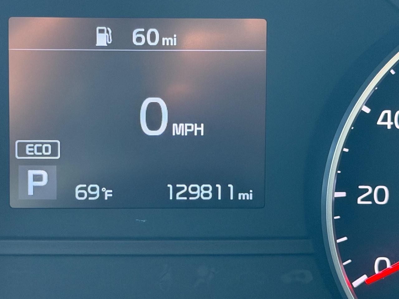 Kia Sportage Vehicle Full-screen Gallery Image 18