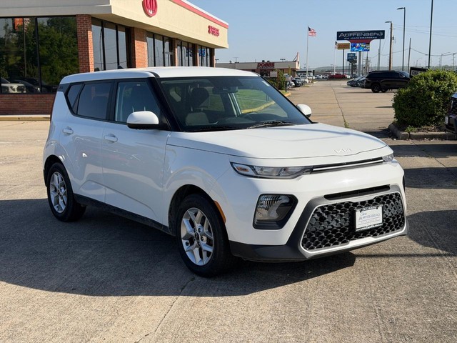 Cape Girardeau MO 2022 Kia Soul more details - kia soul