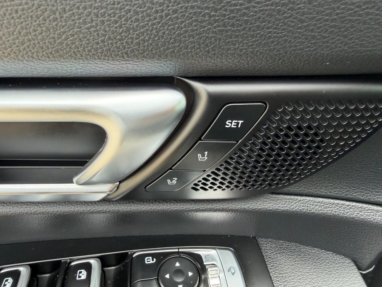 Kia Telluride Vehicle Full-screen Gallery Image 22