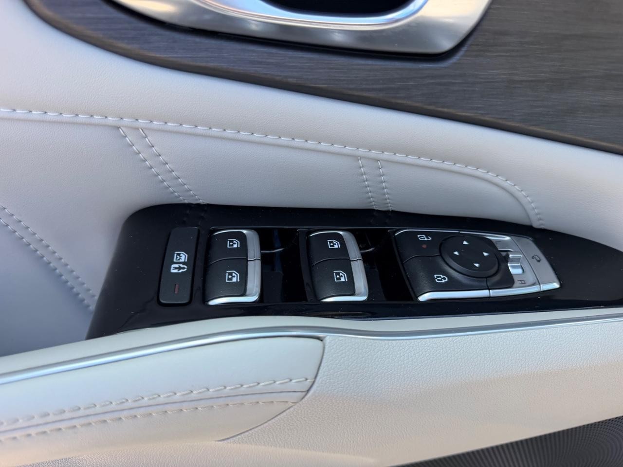 Kia Sorento Vehicle Full-screen Gallery Image 19