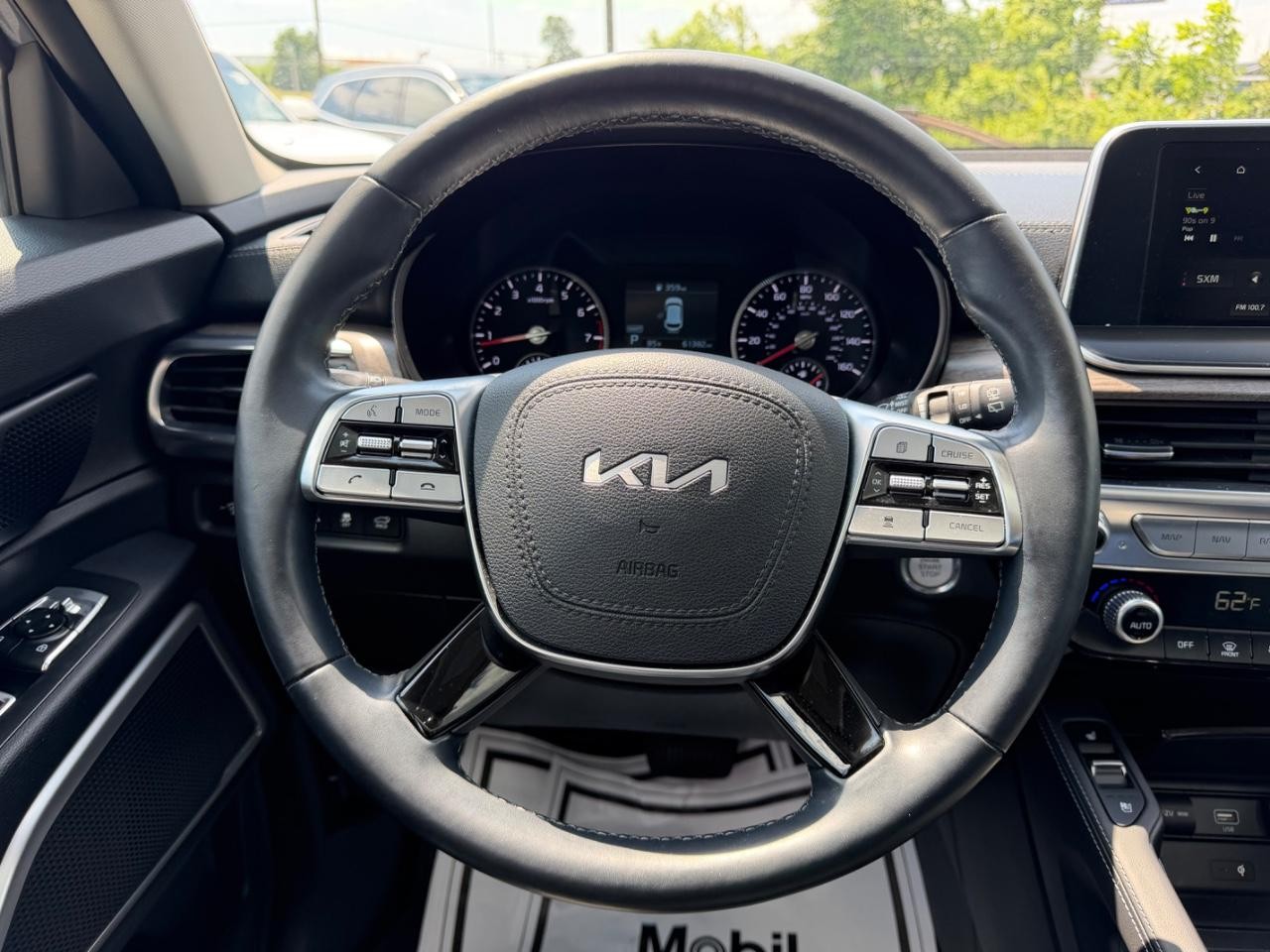 Kia Telluride Vehicle Full-screen Gallery Image 13