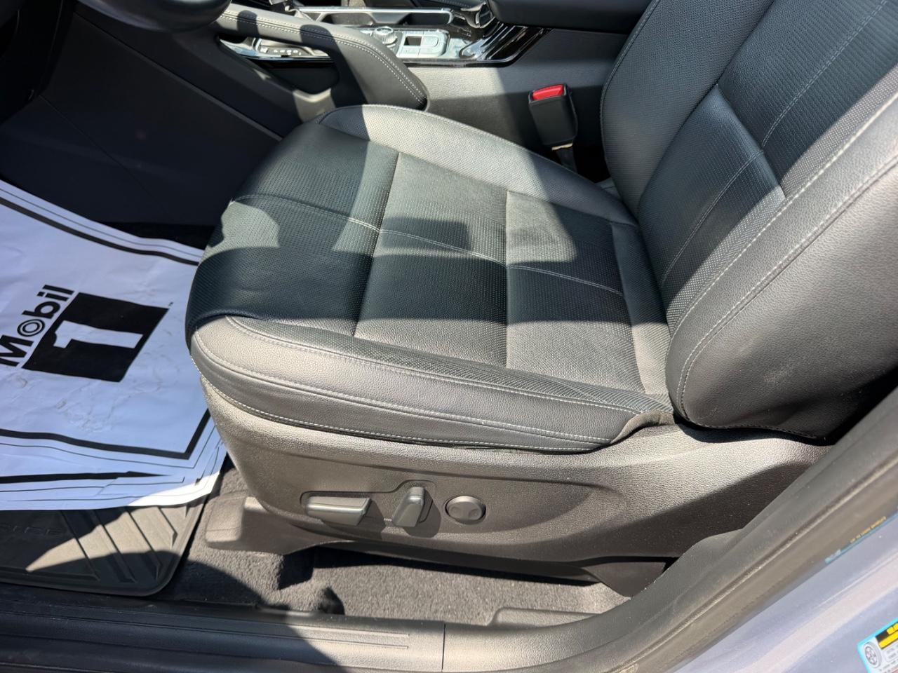 Kia Telluride Vehicle Full-screen Gallery Image 21