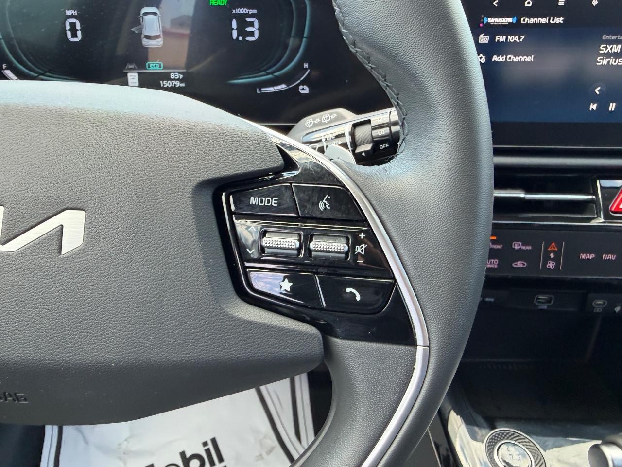 Kia Niro Vehicle Full-screen Gallery Image 11