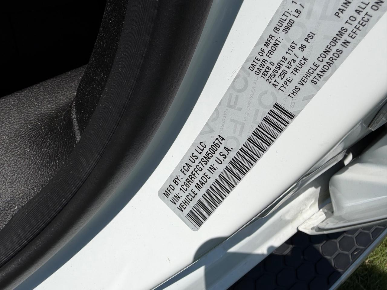 Ram 1500 Vehicle Full-screen Gallery Image 20