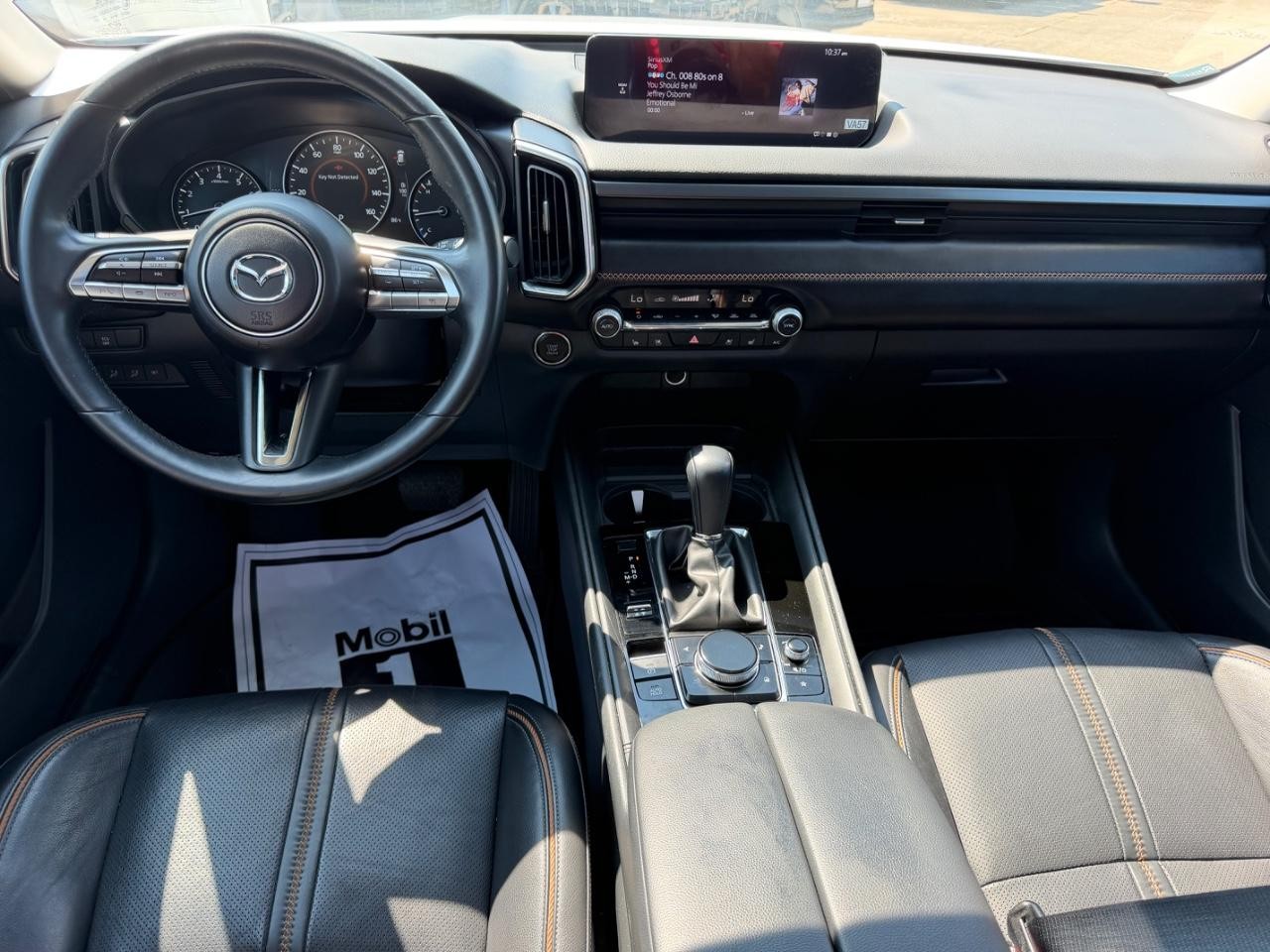 Mazda CX-50 Vehicle Full-screen Gallery Image 10