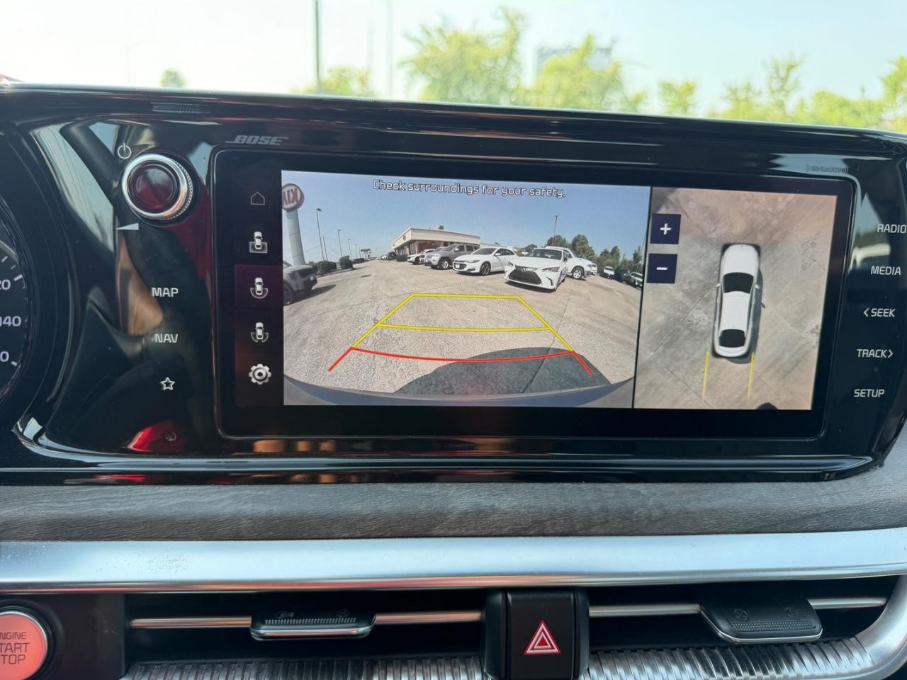 Kia K5 Vehicle Full-screen Gallery Image 21