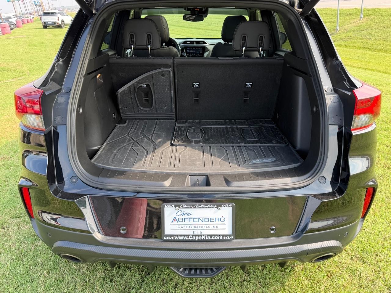 Chevrolet TrailBlazer Vehicle Full-screen Gallery Image 05