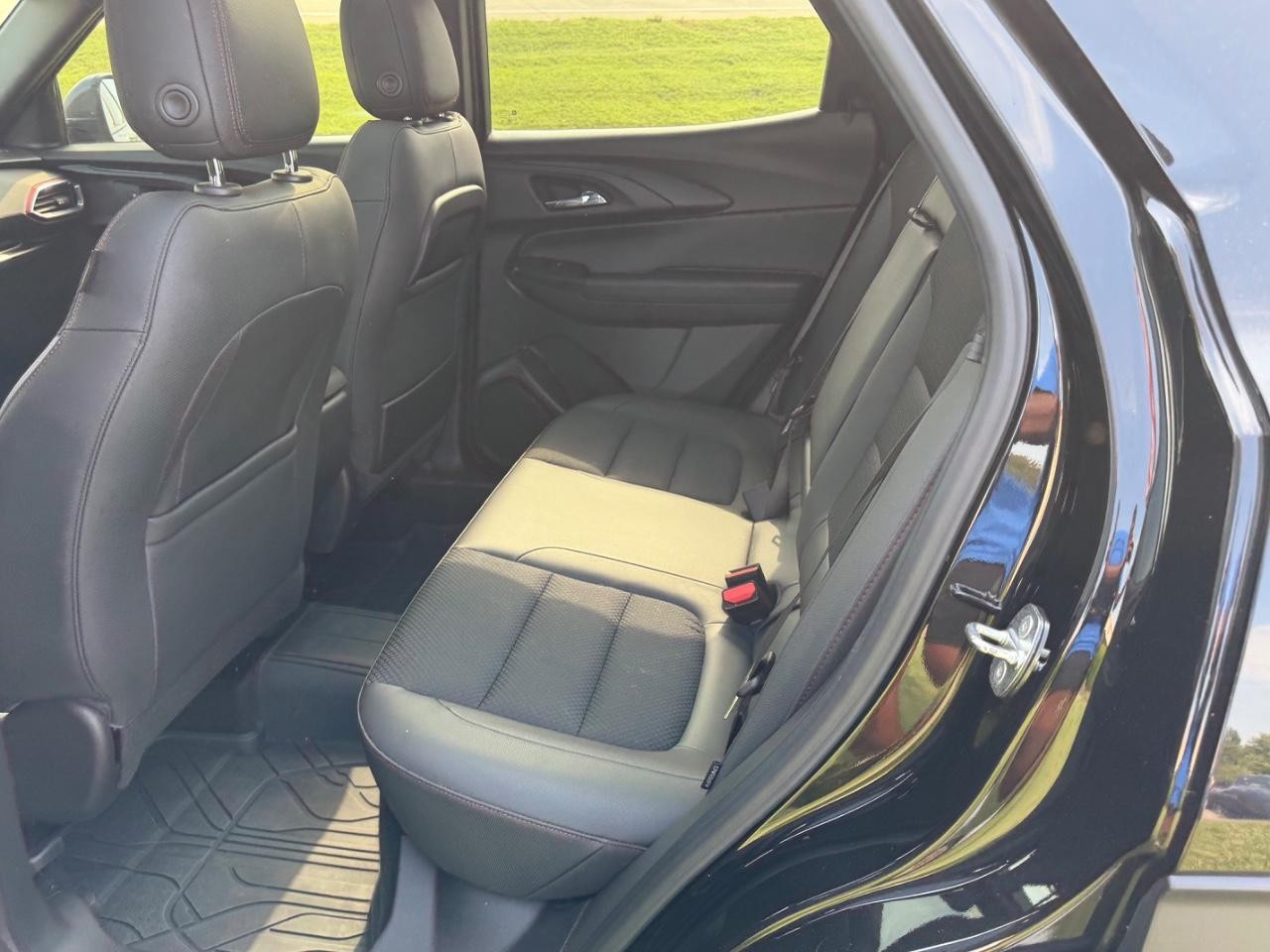 Chevrolet TrailBlazer Vehicle Full-screen Gallery Image 08