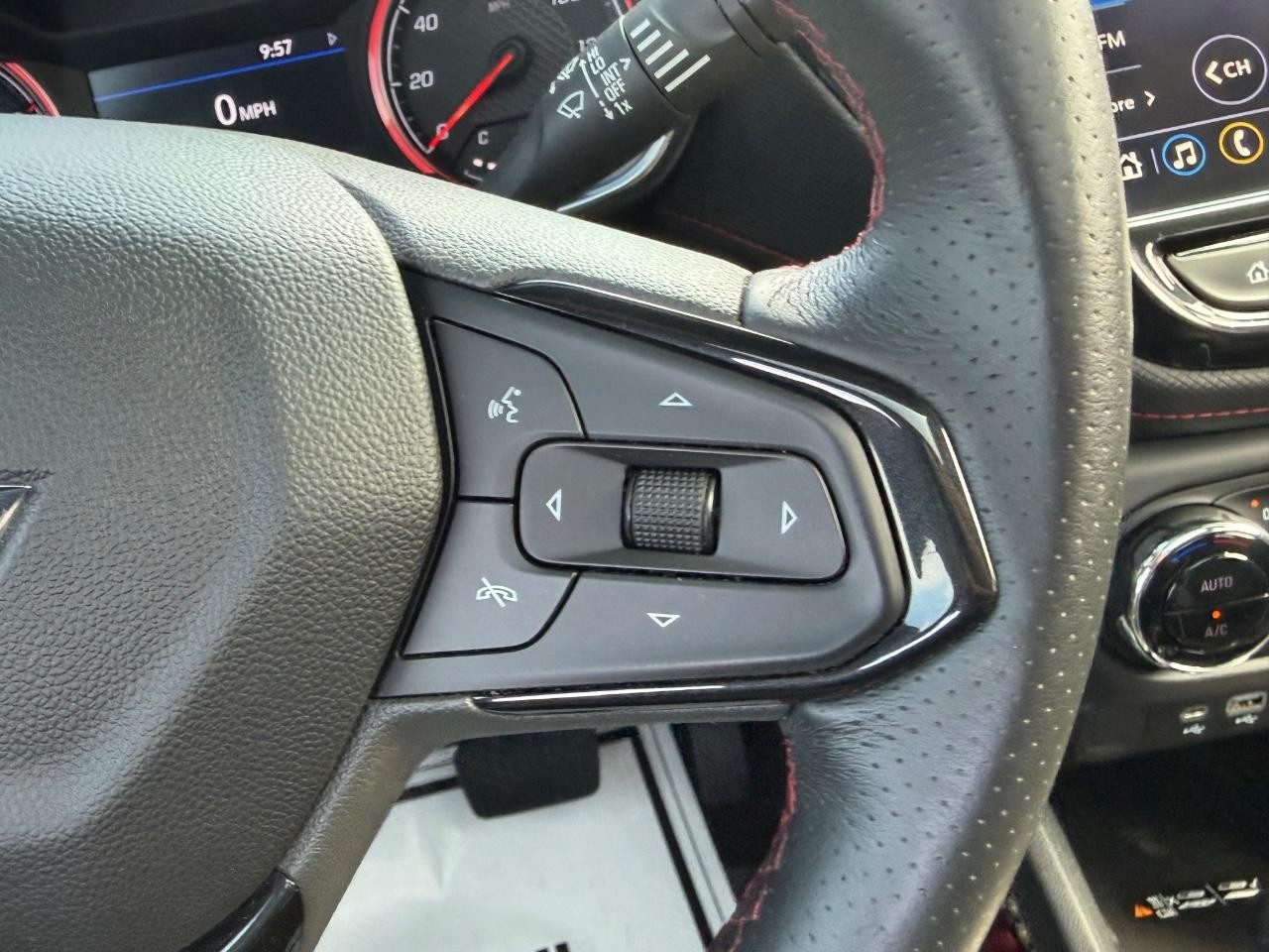 Chevrolet TrailBlazer Vehicle Full-screen Gallery Image 13