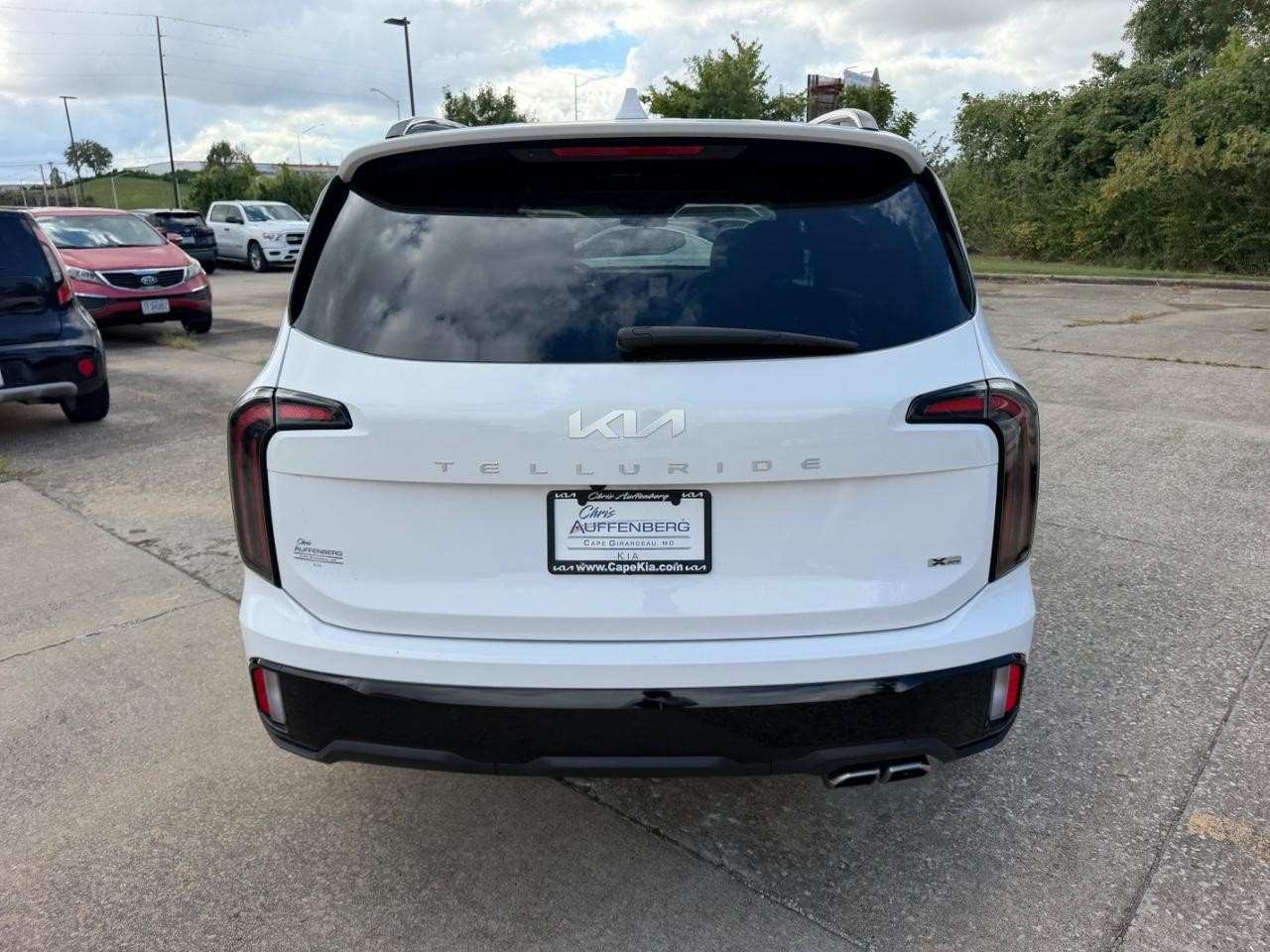 Kia Telluride Vehicle Full-screen Gallery Image 04