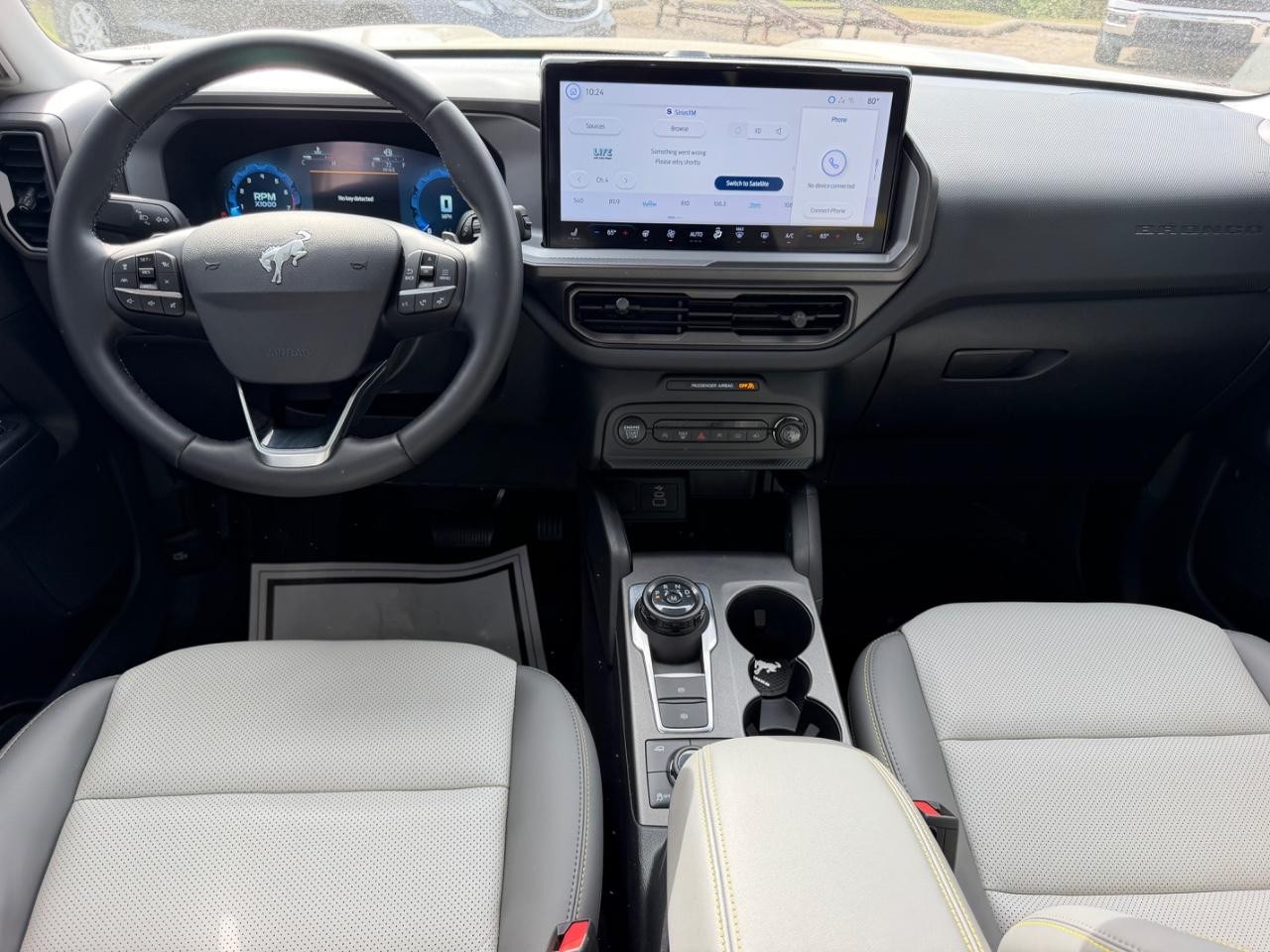 Ford Bronco Sport Vehicle Full-screen Gallery Image 08
