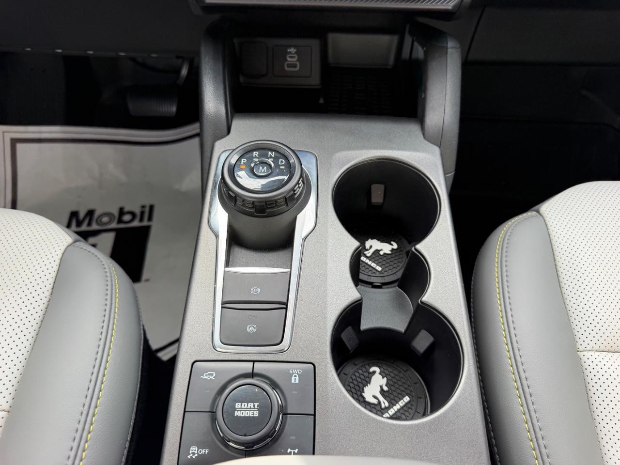 Ford Bronco Sport Vehicle Full-screen Gallery Image 14