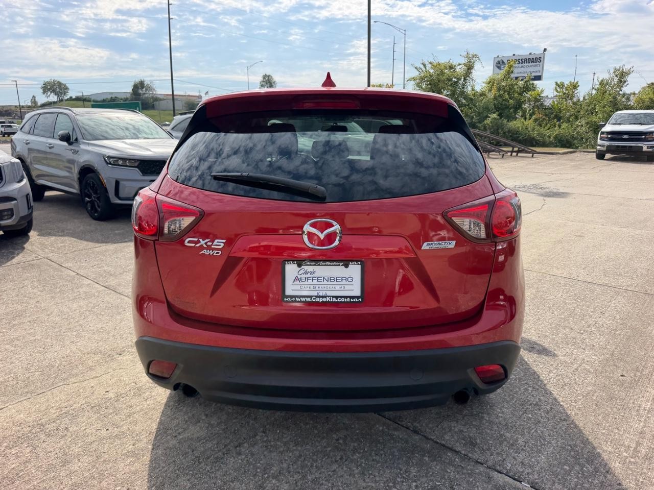 Mazda CX-5 Vehicle Full-screen Gallery Image 04