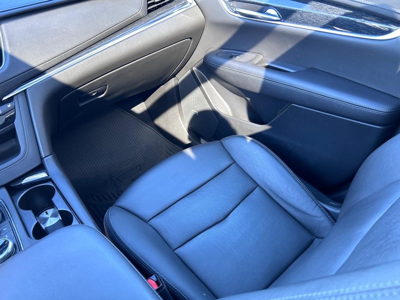 2020 Cadillac XT5 Premium Luxury FWD photo
