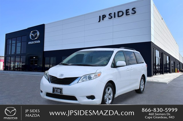 2014 Toyota Sienna LE at JP Sides Mazda in Cape Girardeau MO