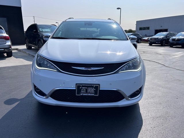 Used 2020 Chrysler Pacifica Limited with VIN 2C4RC1GG4LR198499 for sale in Cape Girardeau, MO