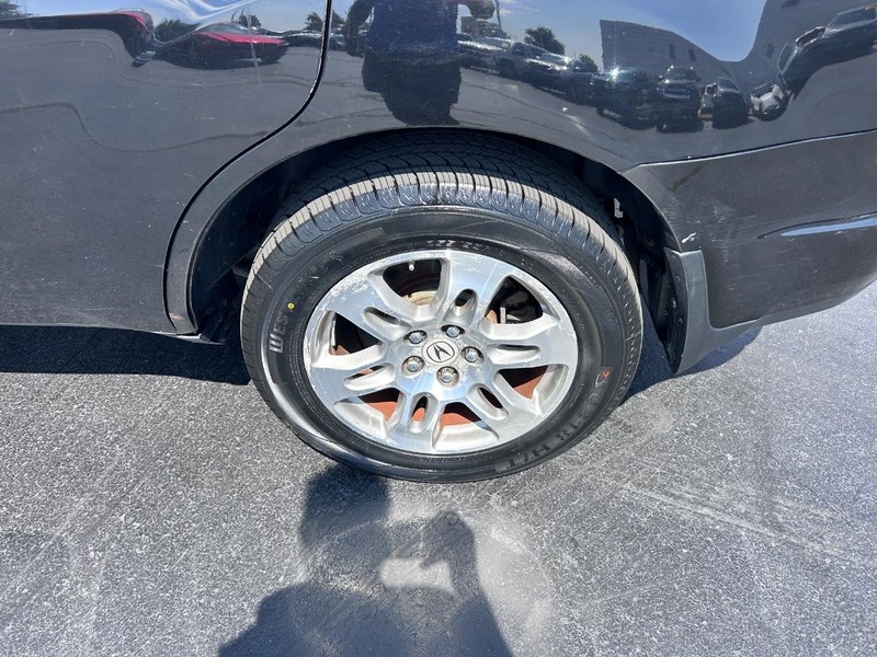 Acura MDX Vehicle Full-screen Gallery Image 09