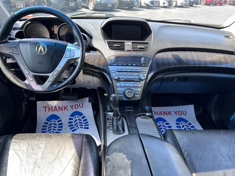 Acura MDX Vehicle Full-screen Gallery Image 15