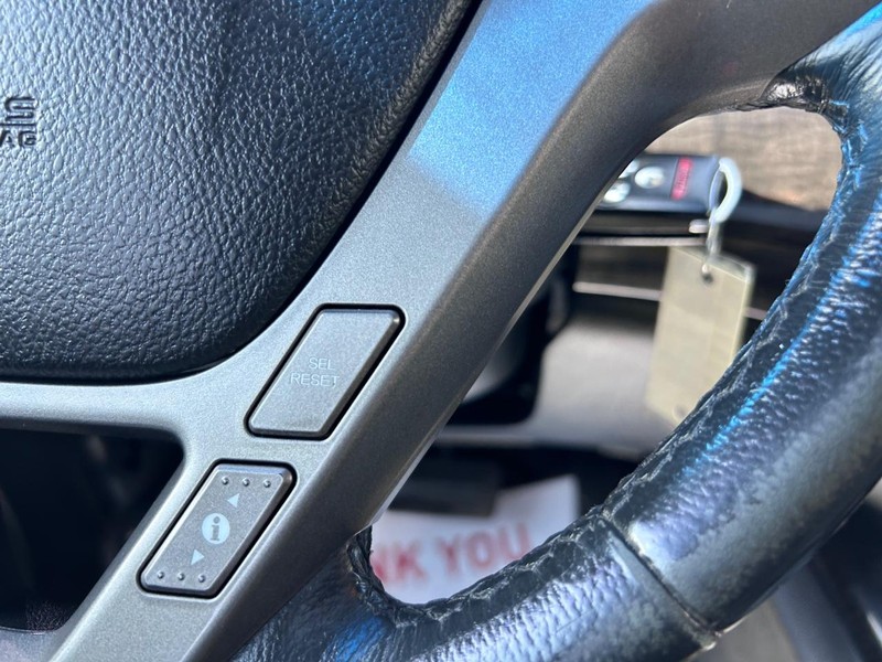 Acura MDX Vehicle Full-screen Gallery Image 19