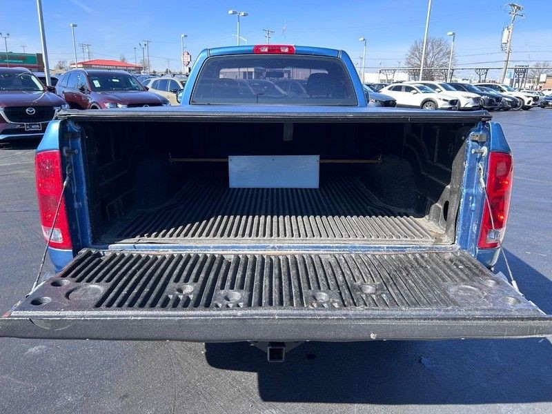 Dodge Ram 1500 Vehicle Full-screen Gallery Image 06