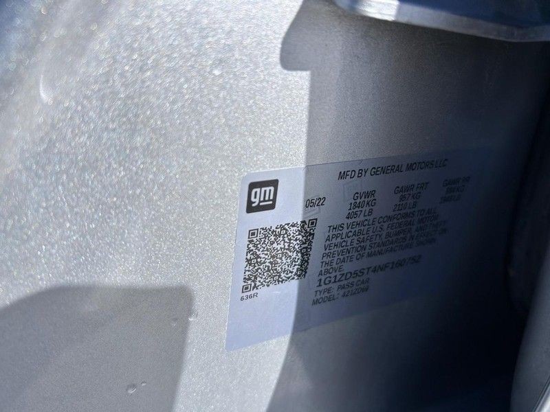 Chevrolet Malibu Vehicle Full-screen Gallery Image 21