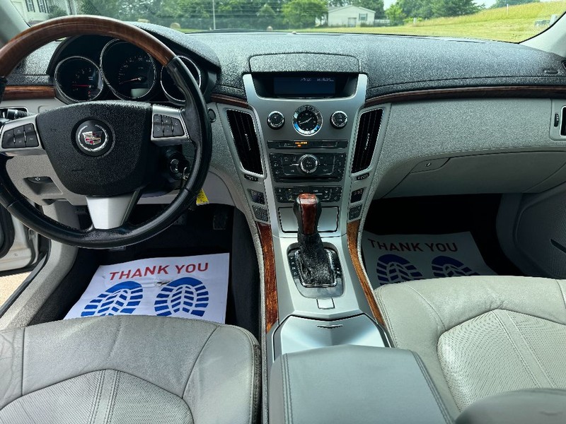 Cadillac CTS Sedan Vehicle Full-screen Gallery Image 20