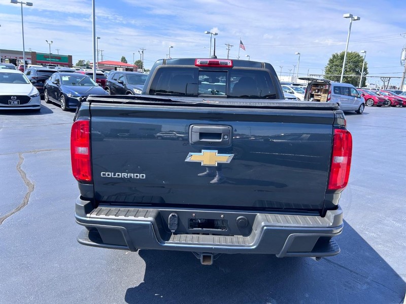 Chevrolet Colorado Vehicle Full-screen Gallery Image 06