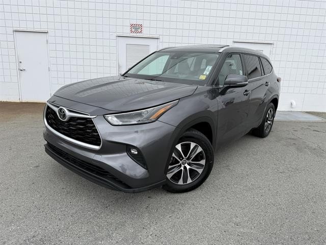more details - toyota highlander