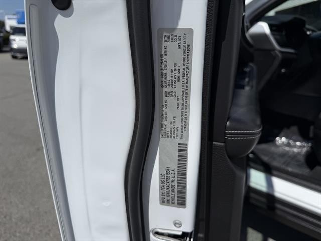 Jeep Grand Cherokee L Vehicle Full-screen Gallery Image 31