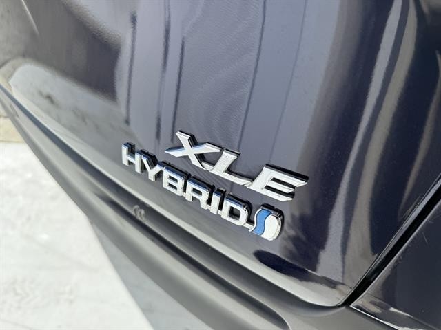 Toyota Sienna Vehicle Full-screen Gallery Image 11