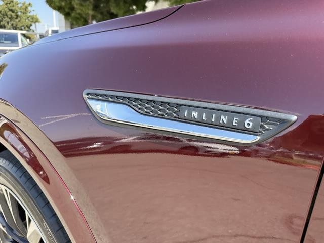 Mazda CX-90 Vehicle Full-screen Gallery Image 09