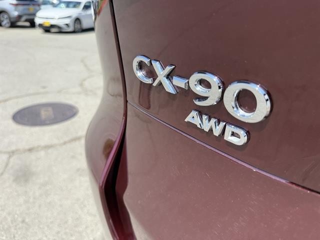 Mazda CX-90 Vehicle Full-screen Gallery Image 11