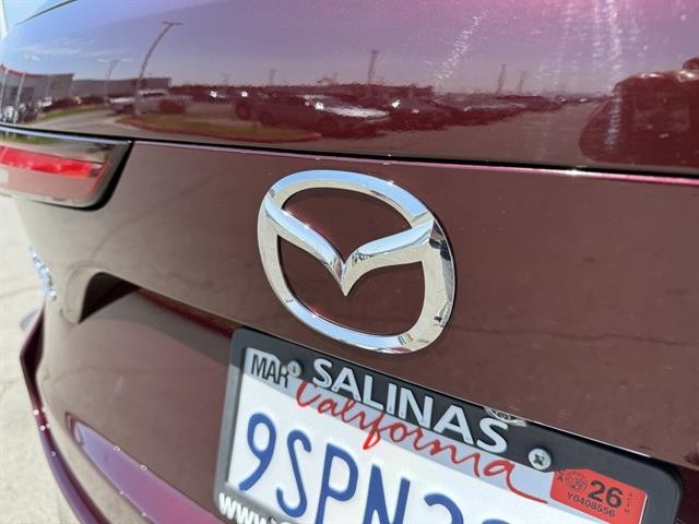 Mazda CX-90 Vehicle Full-screen Gallery Image 12