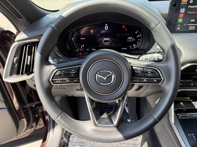 Mazda CX-90 Vehicle Full-screen Gallery Image 23