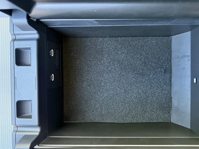 Mazda CX-90 Vehicle Full-screen Gallery Image 26