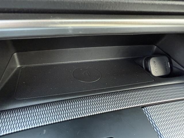 Mazda CX-90 Vehicle Full-screen Gallery Image 27