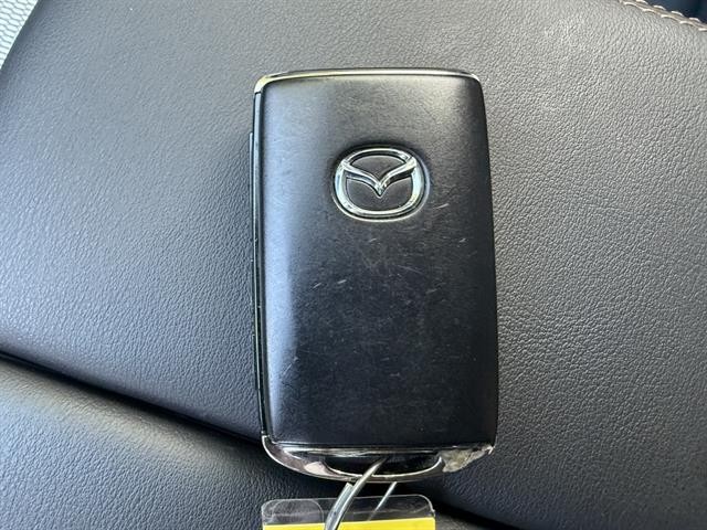 Mazda CX-90 Vehicle Full-screen Gallery Image 34