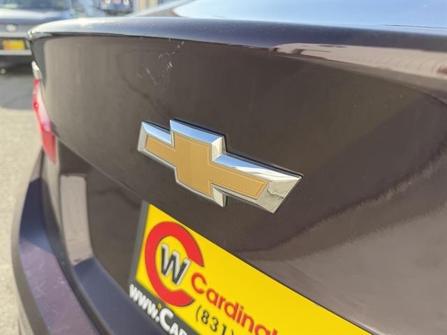 Chevrolet Malibu Vehicle Full-screen Gallery Image 12