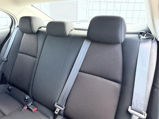 Mazda Mazda3 Sedan Vehicle Full-screen Gallery Image 20