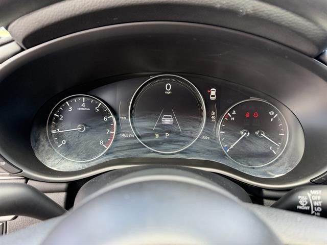 Mazda Mazda3 Sedan Vehicle Full-screen Gallery Image 28