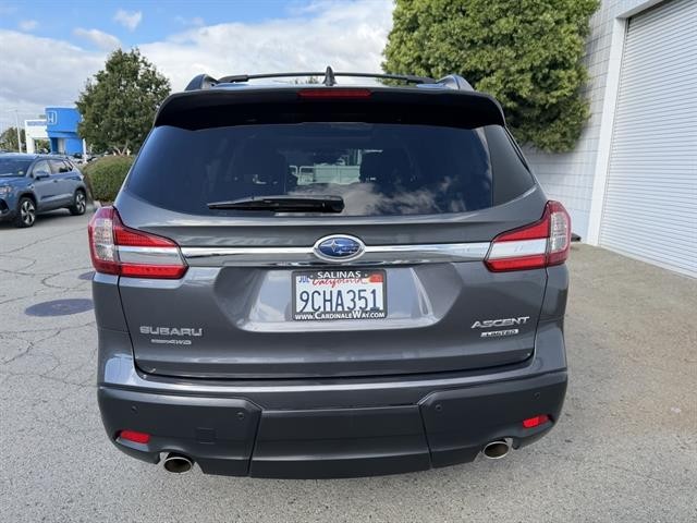 Subaru Ascent Vehicle Full-screen Gallery Image 05