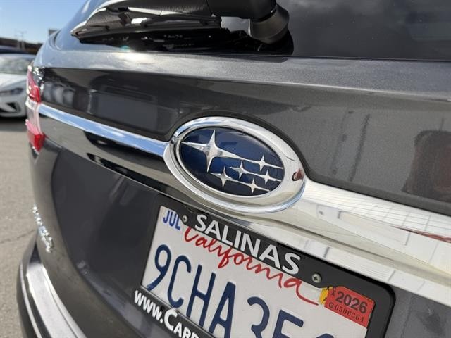 Subaru Ascent Vehicle Full-screen Gallery Image 12