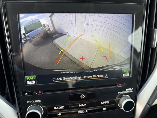 Subaru Ascent Vehicle Full-screen Gallery Image 25