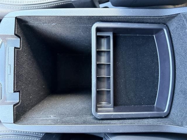 Subaru Ascent Vehicle Full-screen Gallery Image 26