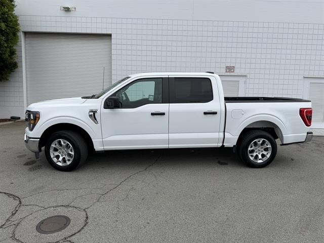 Ford F-150 Vehicle Full-screen Gallery Image 03
